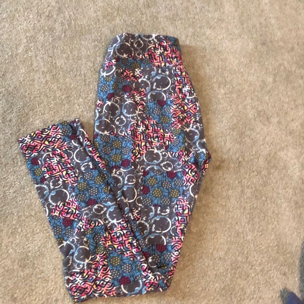 LuLaRoe one size leggings